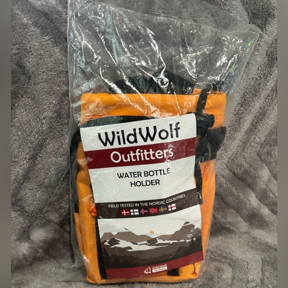 Wild Wolf Outfitters - #1‎ Best Water Bottle Holder for 32 oz Bottle - Picture 1 of 8